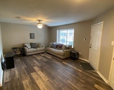 2402 Sycamore Avenue - Photo Thumbnail 1