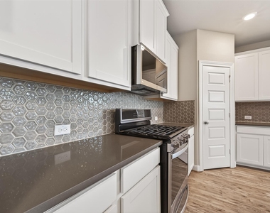 11407 Brookside Arbor Lane - Photo Thumbnail 12