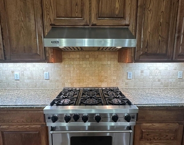 4516 Gilbert Avenue - Photo Thumbnail 8
