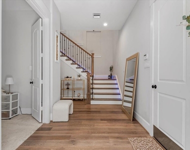 7 Thorpe Lane - Photo Thumbnail 3