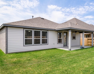 7618 Coral Key Drive - Photo Thumbnail 28