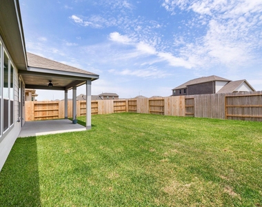 7618 Coral Key Drive - Photo Thumbnail 27