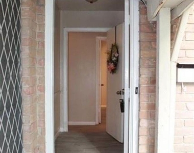 4034 Curly Oaks Drive - Photo Thumbnail 2