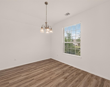 3523 Britton Burrow Way - Photo Thumbnail 2