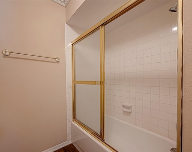 14911 Wunderlich Drive - Photo Thumbnail 26