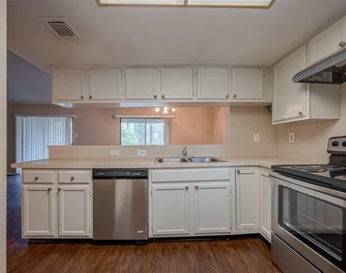 14911 Wunderlich Drive - Photo Thumbnail 6