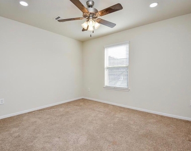 5354 Rue Dela Croix Drive - Photo Thumbnail 17