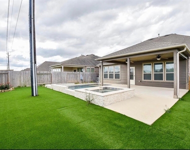 5354 Rue Dela Croix Drive - Photo Thumbnail 3