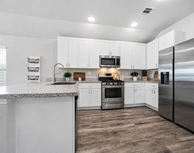 18614 Porthaven Rose Lane - Photo Thumbnail 5