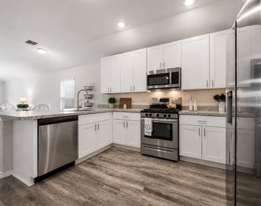 18614 Porthaven Rose Lane - Photo Thumbnail 4