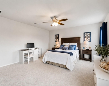 18614 Porthaven Rose Lane - Photo Thumbnail 15
