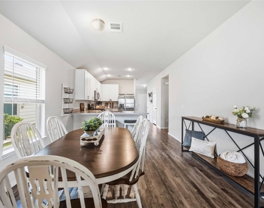 18614 Porthaven Rose Lane - Photo Thumbnail 9