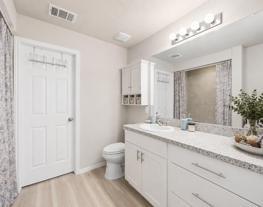 18614 Porthaven Rose Lane - Photo Thumbnail 18