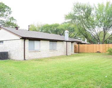 707 N Fork Court N - Photo Thumbnail 26