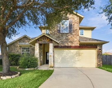 16106 Mark Crest Drive - Photo Thumbnail 2