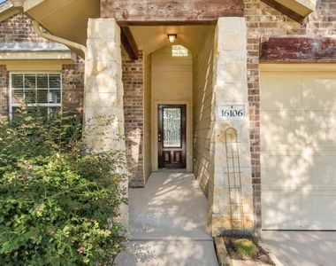 16106 Mark Crest Drive - Photo Thumbnail 3