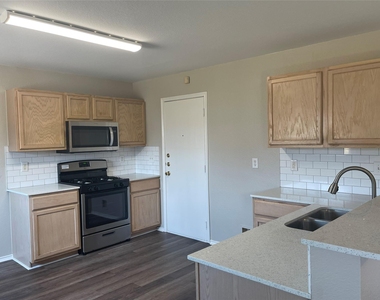19819 Creston Cove Court - Photo Thumbnail 2