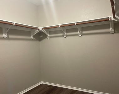 19819 Creston Cove Court - Photo Thumbnail 13