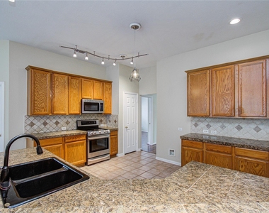 18223 Heathridge Lane - Photo Thumbnail 19