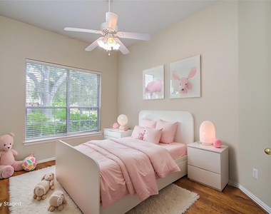 18223 Heathridge Lane - Photo Thumbnail 10