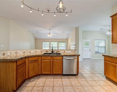 18223 Heathridge Lane - Photo Thumbnail 21