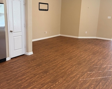 12918 Fenland Field Lane - Photo Thumbnail 3