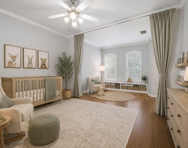 811 W Heights Hollow Lane - Photo Thumbnail 14