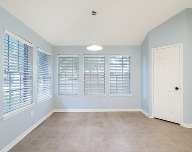 5827 Willow Park Drive - Photo Thumbnail 15