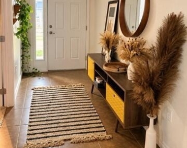 482 Fredericksburg Street Sw - Photo Thumbnail 2