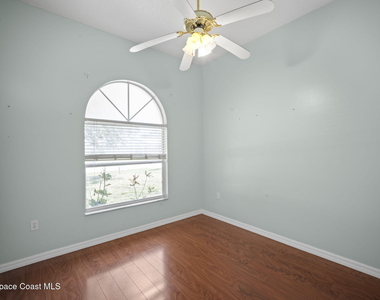 1724 Barker Street Ne - Photo Thumbnail 26