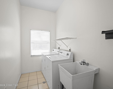 1724 Barker Street Ne - Photo Thumbnail 33