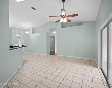 1724 Barker Street Ne - Photo Thumbnail 15