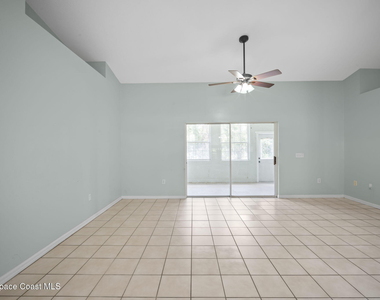 1724 Barker Street Ne - Photo Thumbnail 14