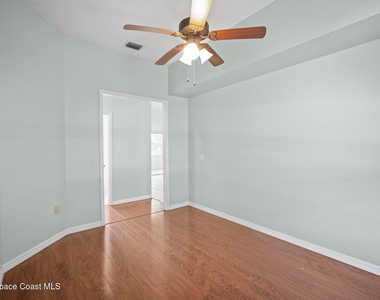 1724 Barker Street Ne - Photo Thumbnail 25