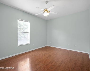 1724 Barker Street Ne - Photo Thumbnail 18