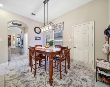 21619 Spring Vine Lane - Photo Thumbnail 12
