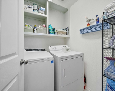 21619 Spring Vine Lane - Photo Thumbnail 32