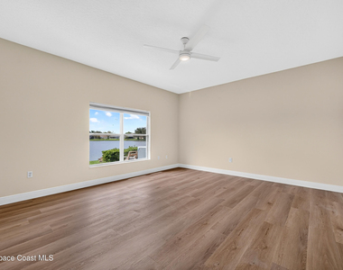 5393 Outlook Drive - Photo Thumbnail 16
