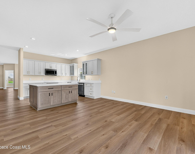 5393 Outlook Drive - Photo Thumbnail 8