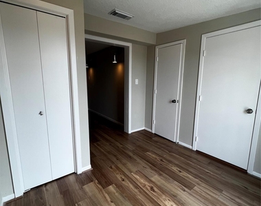13 Tindel Street - Photo Thumbnail 21