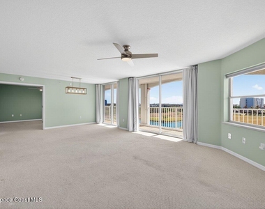 8903 Laguna Lane - Photo Thumbnail 20