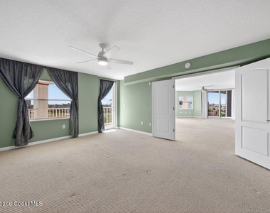 8903 Laguna Lane - Photo Thumbnail 17