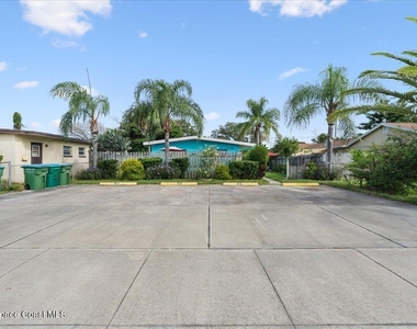 114 Buchanan Avenue - Photo Thumbnail 21