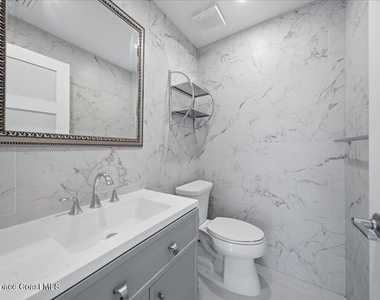 415 Island Drive - Photo Thumbnail 14