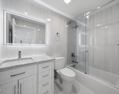 415 Island Drive - Photo Thumbnail 23