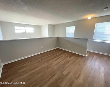 1448 Croftwood Drive - Photo Thumbnail 14