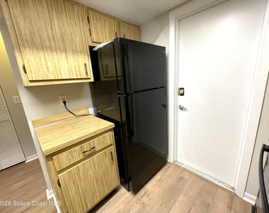 1448 Croftwood Drive - Photo Thumbnail 10