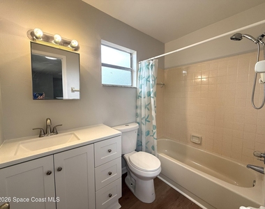 1448 Croftwood Drive - Photo Thumbnail 12