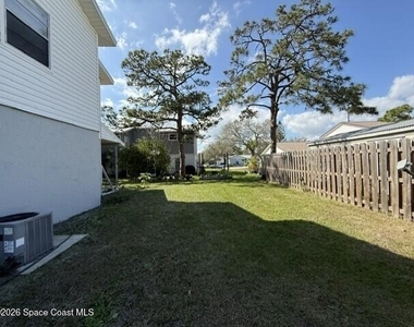 1448 Croftwood Drive - Photo Thumbnail 20