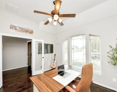 2939 Dawn Haven Lane - Photo Thumbnail 3